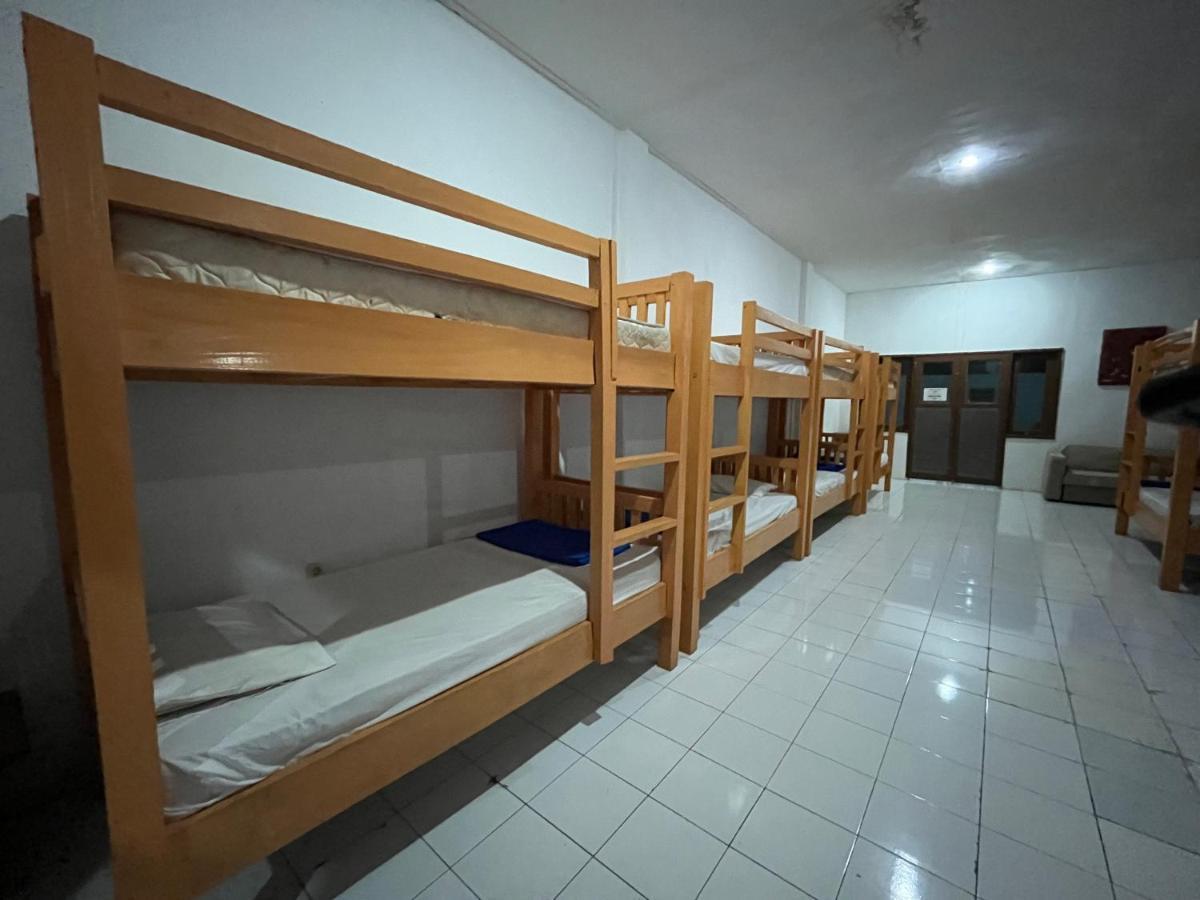 סנגיגי Oseania Hostel מראה חיצוני תמונה