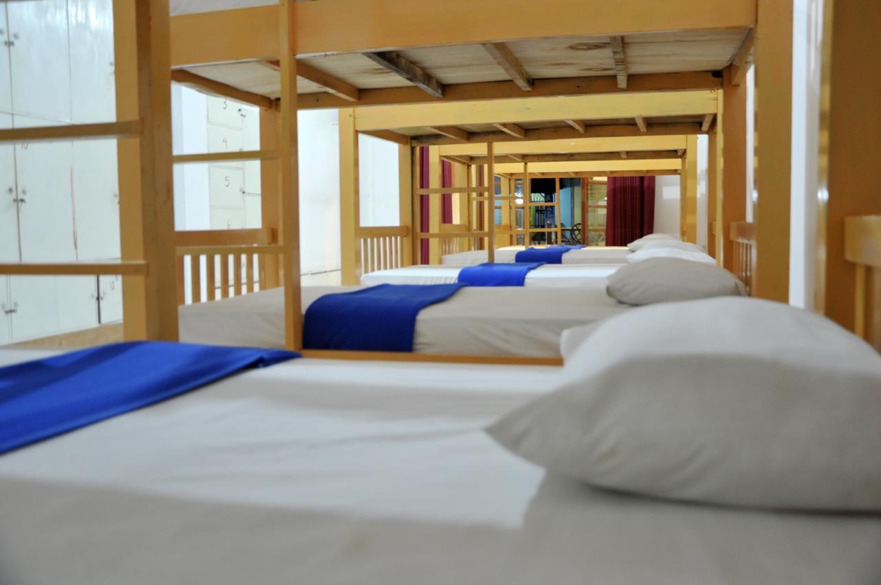סנגיגי Oseania Hostel מראה חיצוני תמונה
